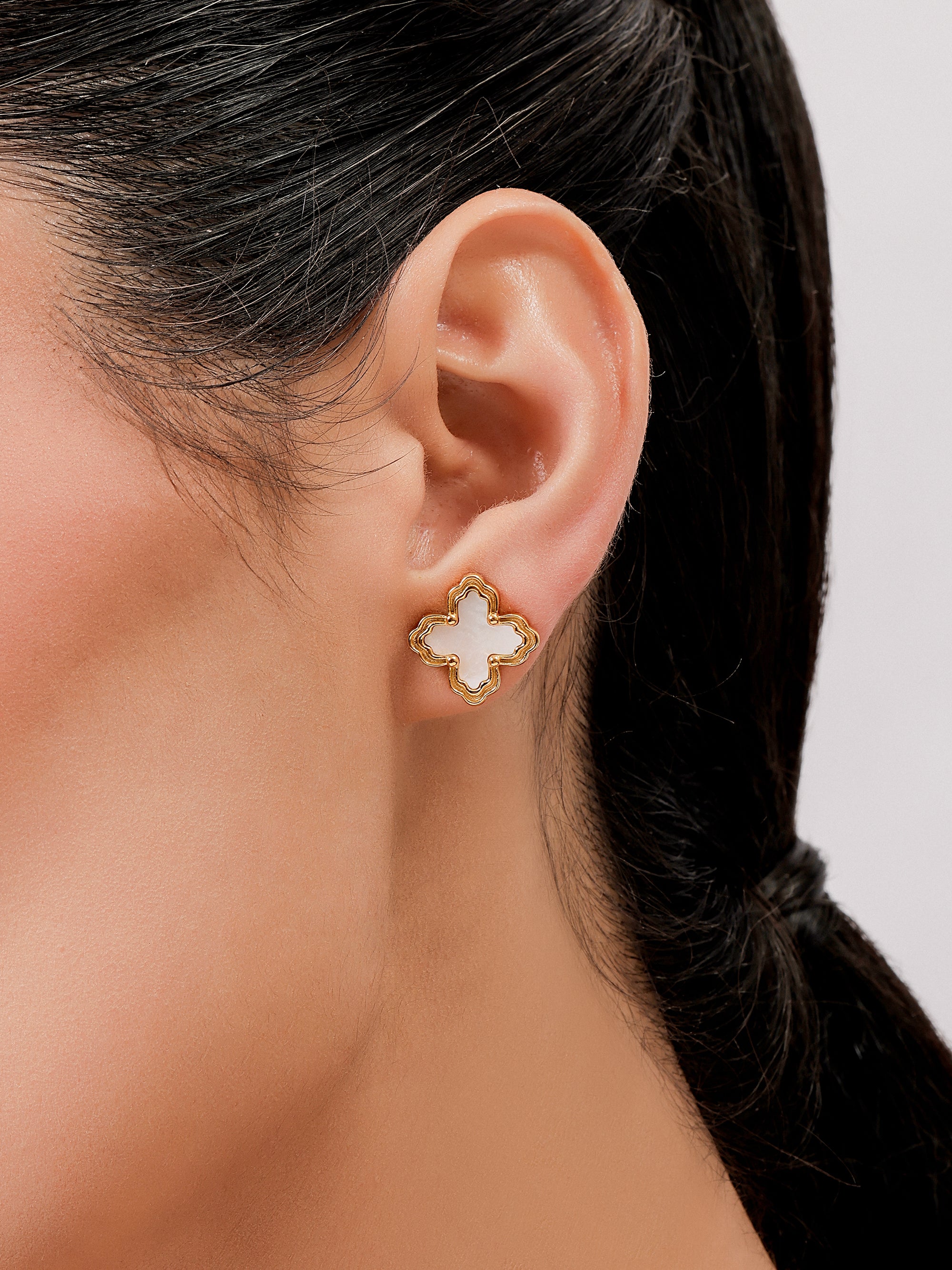 FIORE Mother of Pearl Stud Earrings